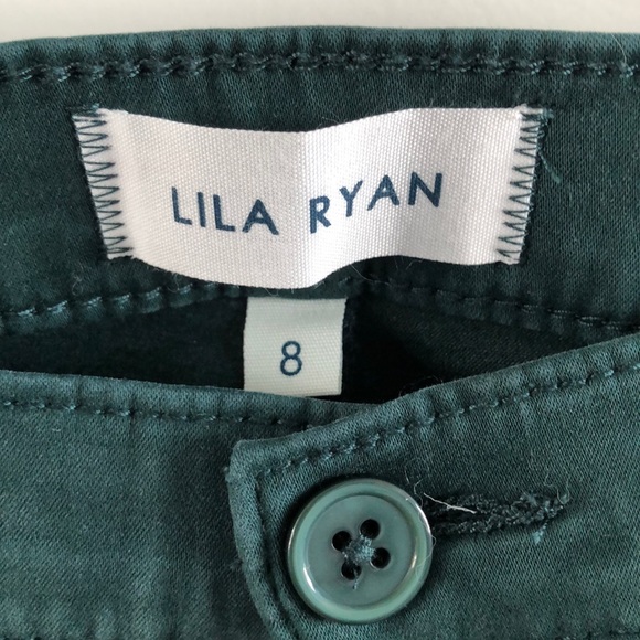 Lila Ryan hunter green cropped chino pants - Picture 2 of 5